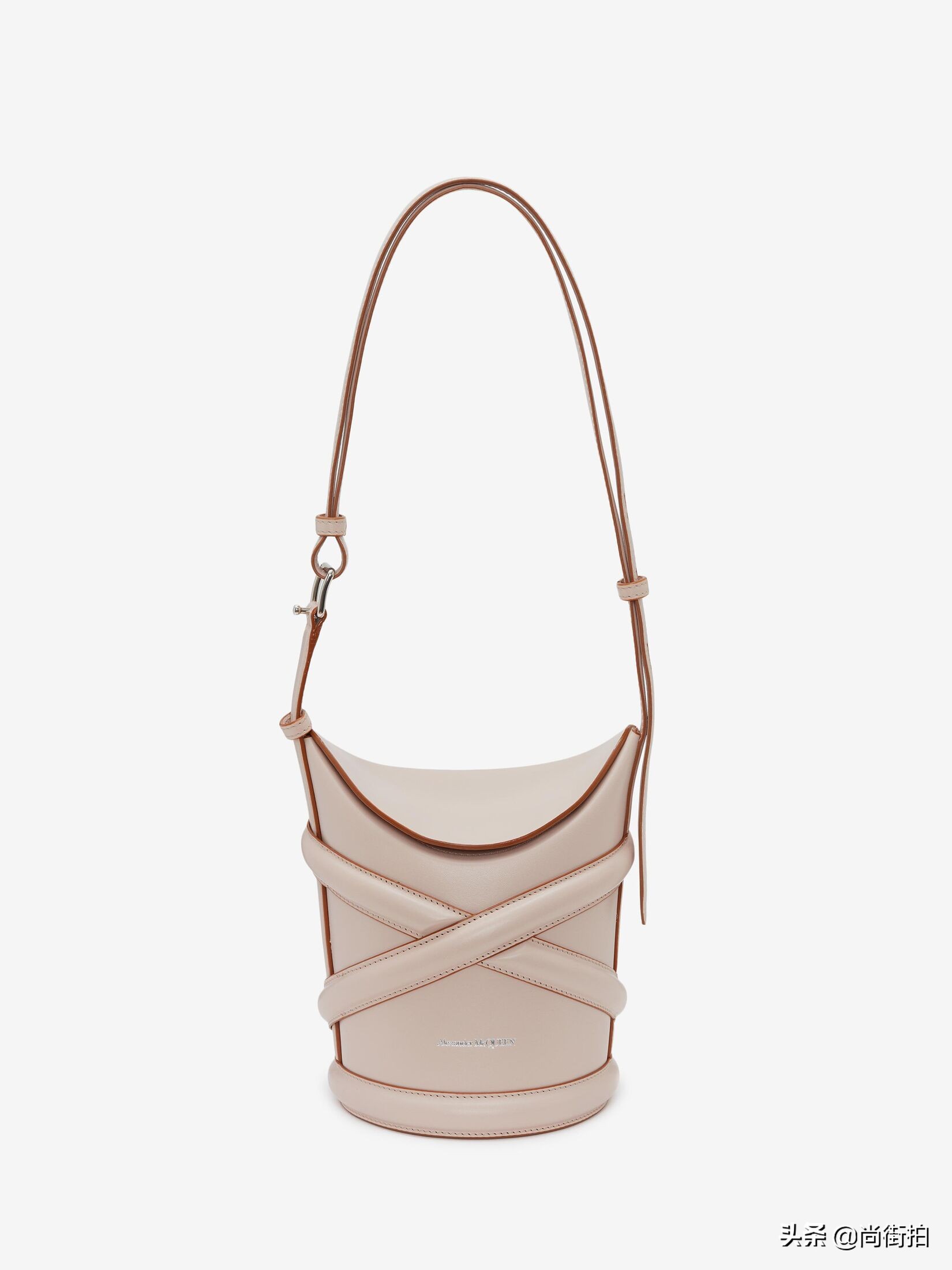 鍏ㄦ櫤璐ゅ湪burberry鐨勭鍦鸿儗鐨勫寘,鍏ㄦ櫤璐ょ鍦哄悓娆惧寘