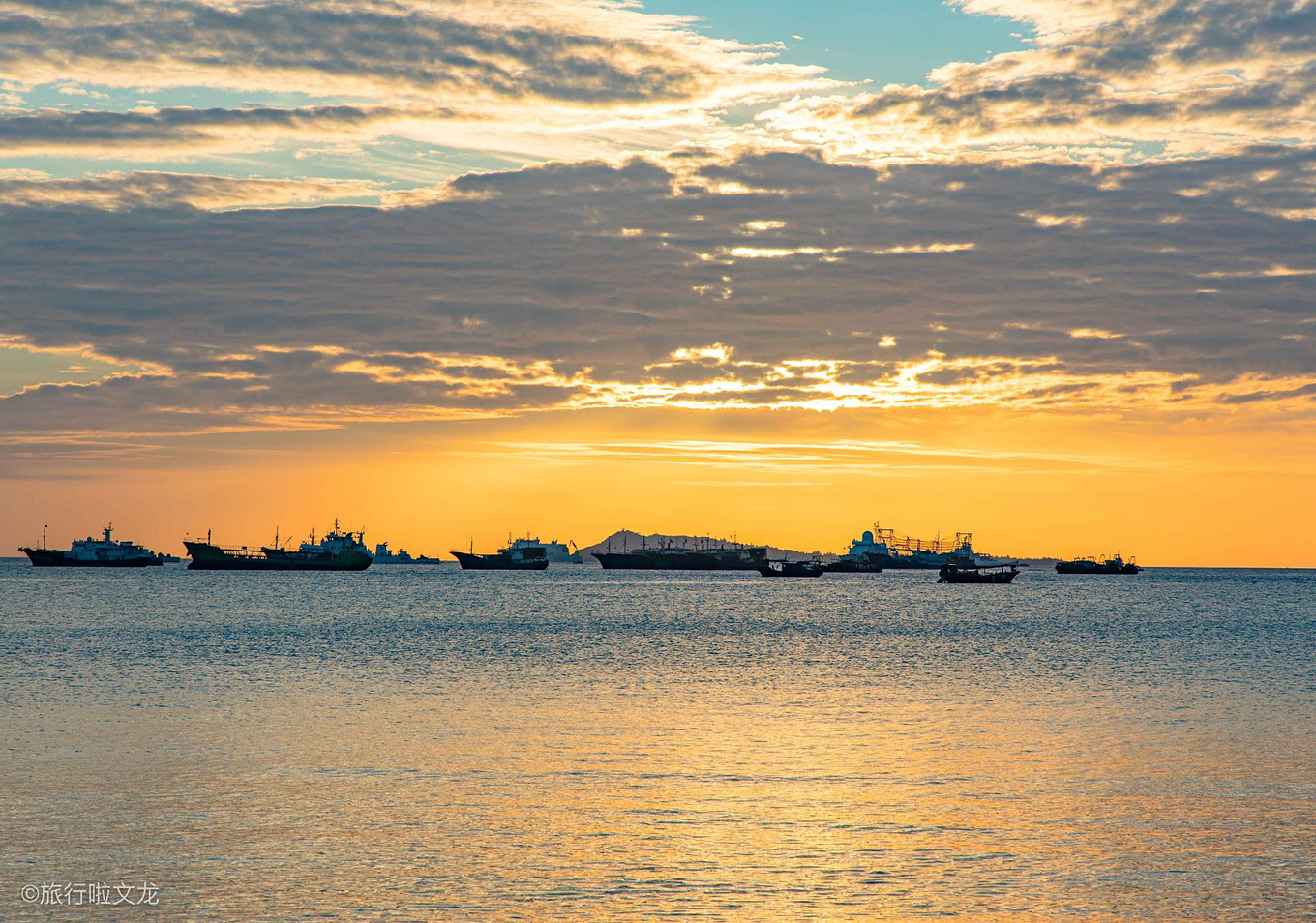 三亚的清晨和晚上,三亚的黄昏美不胜收