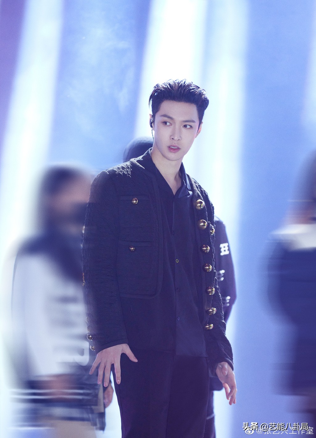 第一个与辱华品牌解约的明星,多位艺人解约辱华品牌