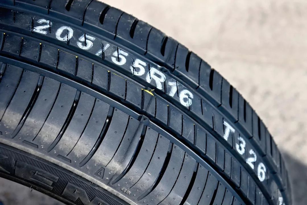 耐克森sh9i带不带轮毂保护,哪款车配的耐克森sh9i轮胎