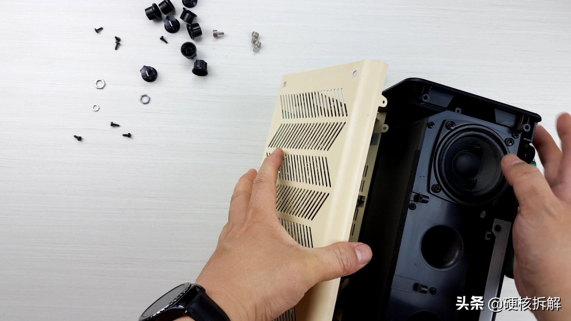 Yamahathr10音箱用什么吉他线,雅马哈吉他音箱thr1011使用方法