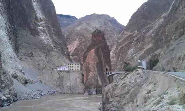 中国14亿人怎样保障通讯,中国全民通电