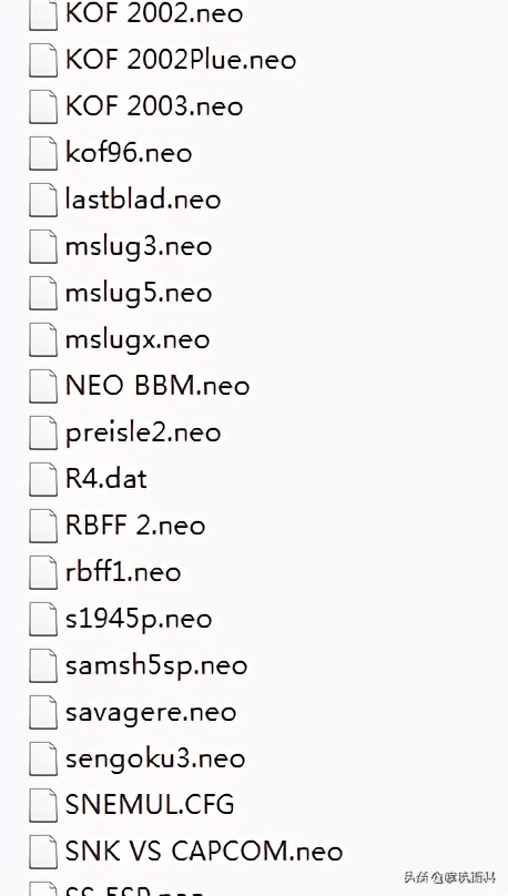 任天堂ndsi游戏机怎么插游戏卡,r4卡怎么玩gba游戏