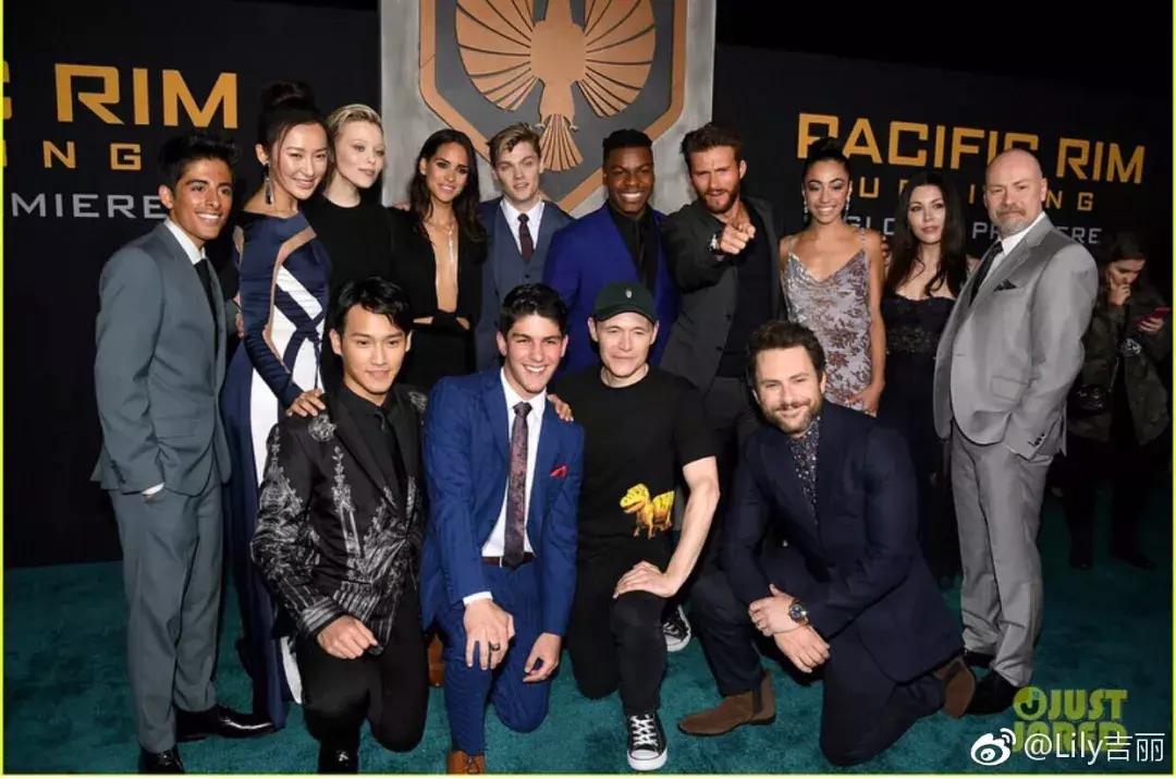 从服务员到好莱坞最红华裔女演员,从服务员到明星