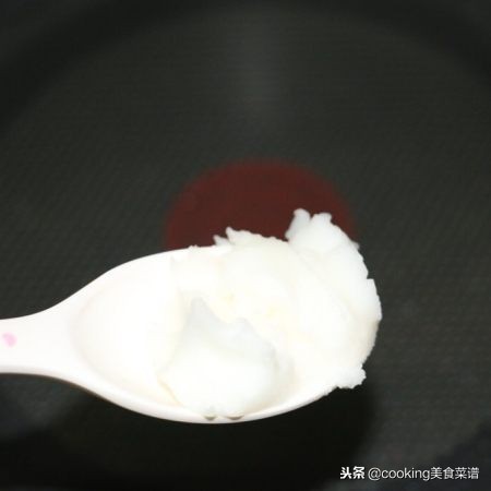 大白菜炒豆干五花肉,豆干炒五花肉教学视频