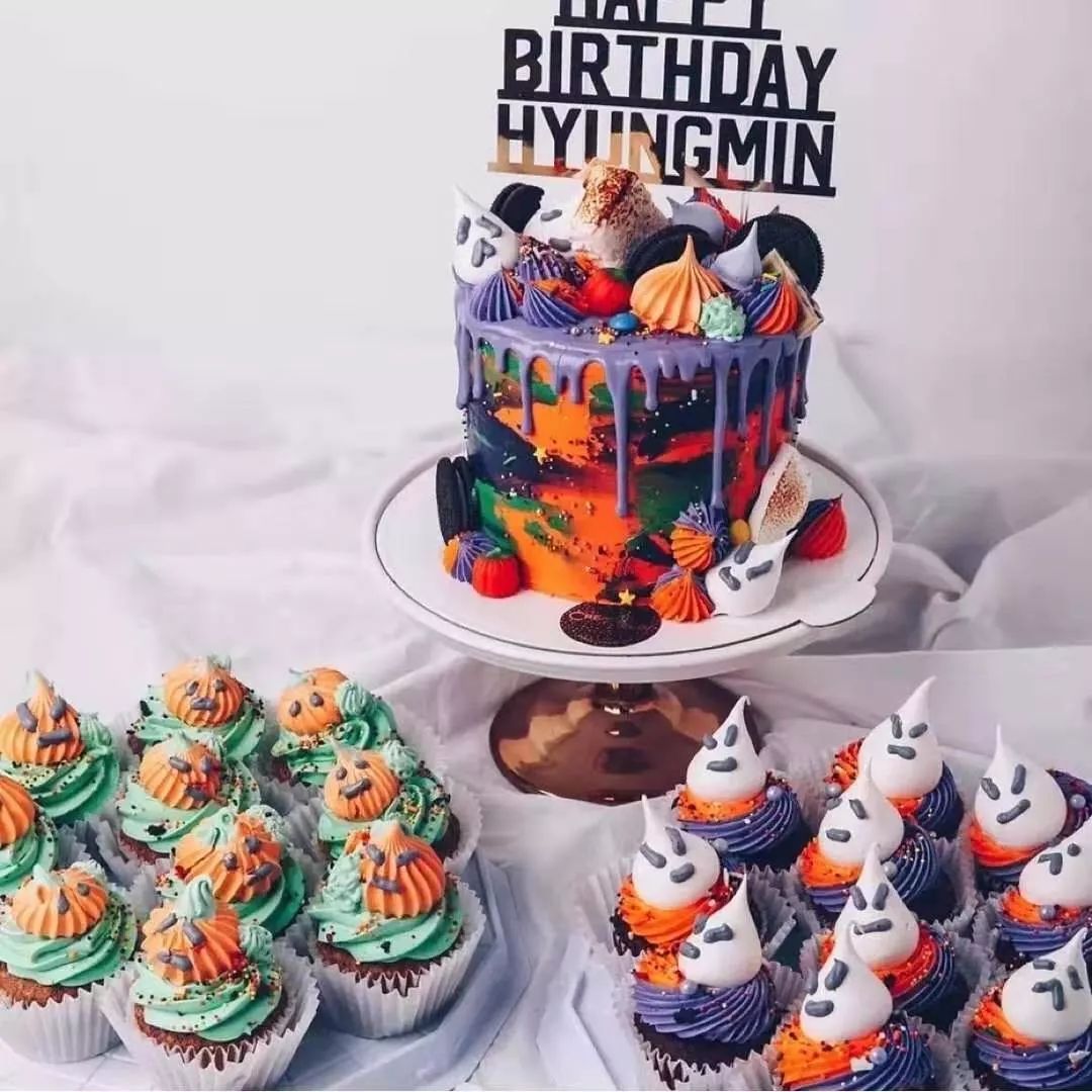 今天是万圣节大家有什么感想,万圣节快到了该自己做点什么呢