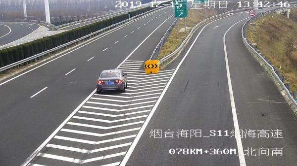 司机一个举动救了一个男人,司机一个举动救了一对母子