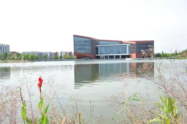 泰州学院校园美景,泰州学院历史