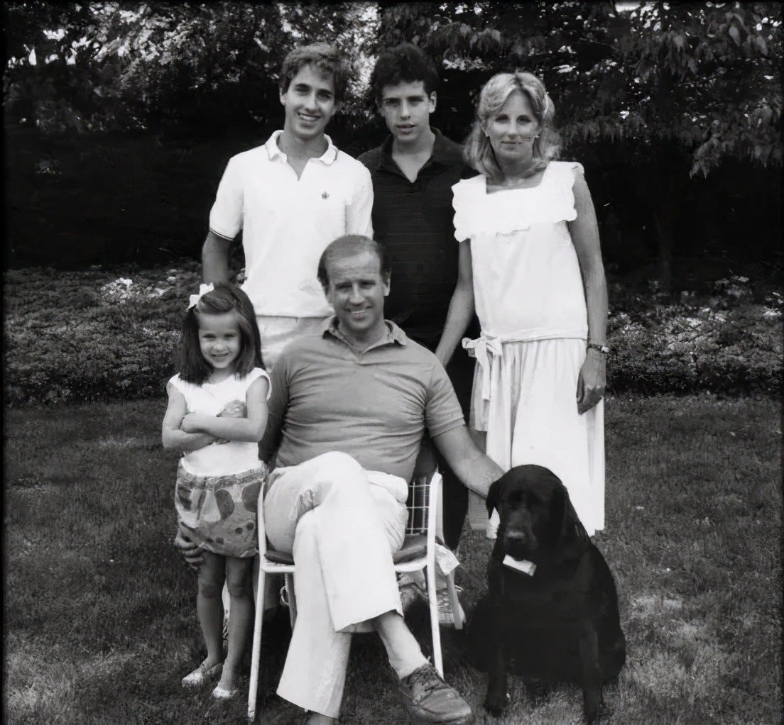 魅力女人吉尔：前夫念她好，拜登被她征服，低调做了8年第二夫人