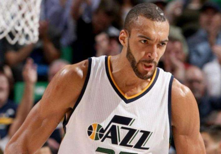 库里之前是湖人队的吗,库里是勇士队还是湖人队