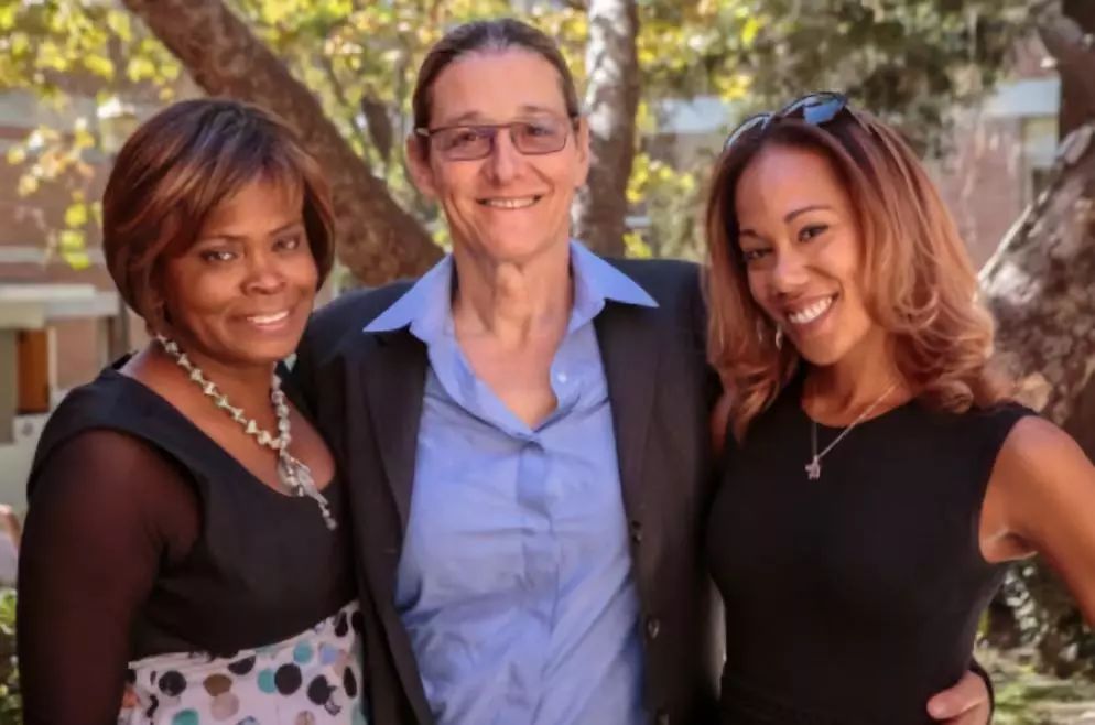 这位横跨三界的科技怪咖，是个真正的女汉子｜赛先生