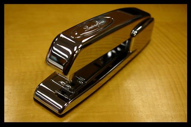 办公专用台式订书机,省力订书机办公专用