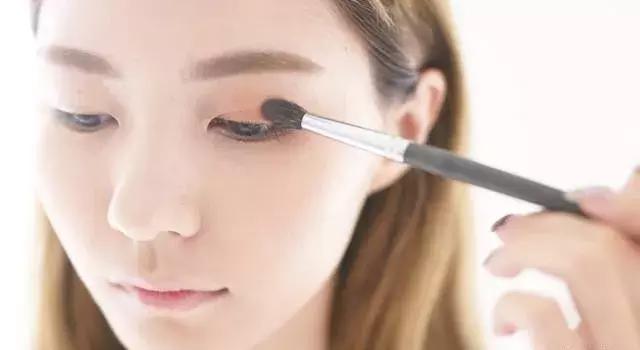 单眼皮内双妆教程,内双单眼皮无辜大眼妆