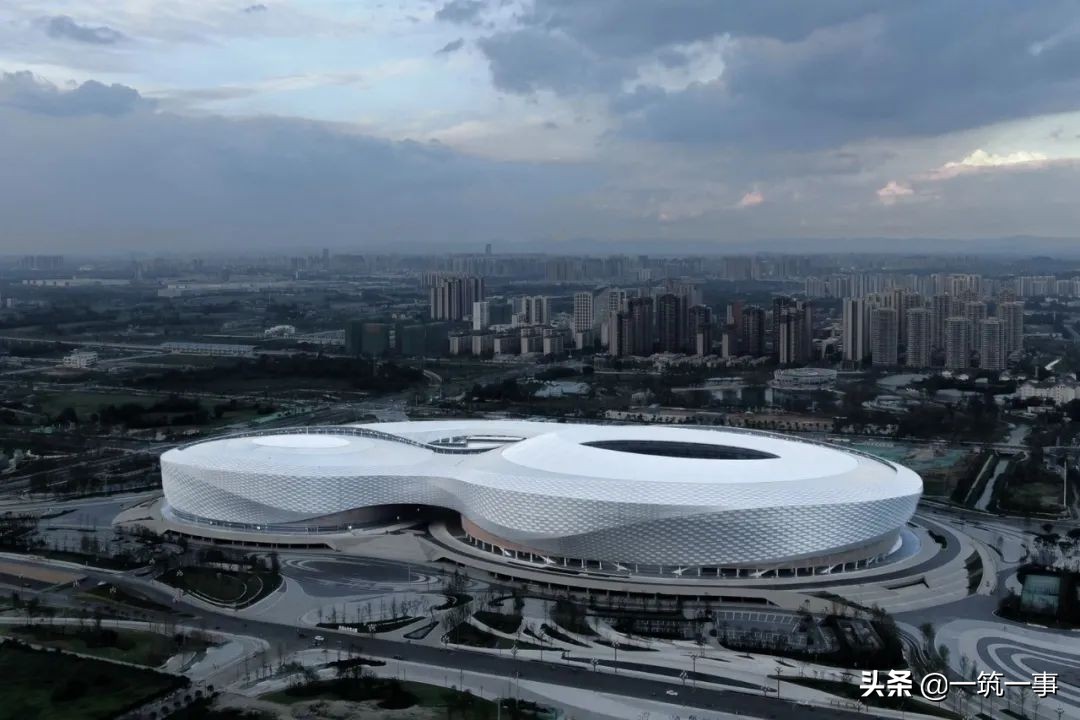 凤凰山体育公园：这座满足顶级赛事标准的场馆藏了多少“秘密”？