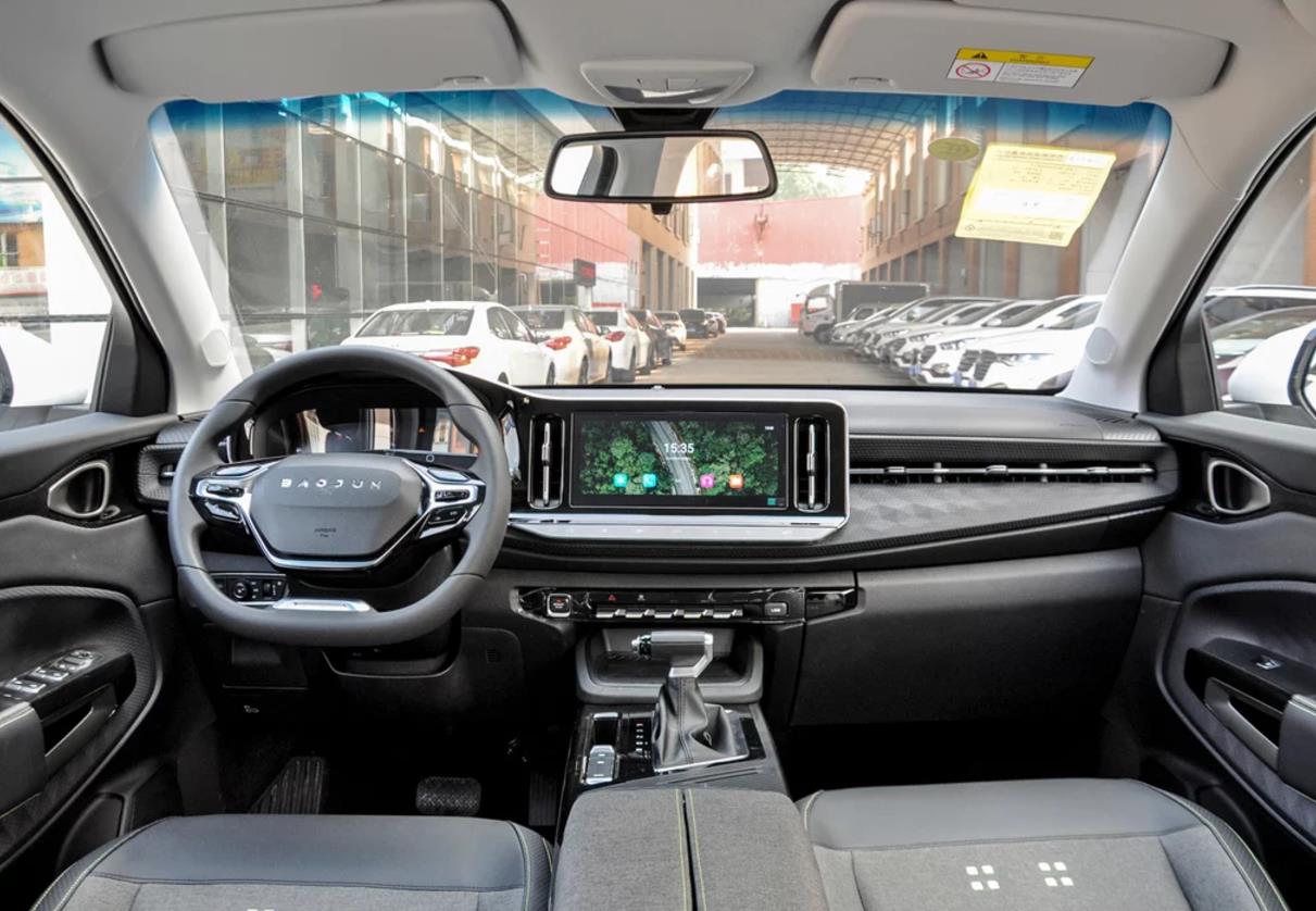 吉利帝豪gs这款suv值得买吗,选帝豪gs才算选对了跨界级suv