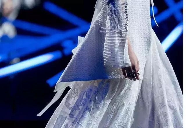 ep雅莹女神节,ep雅莹小西装