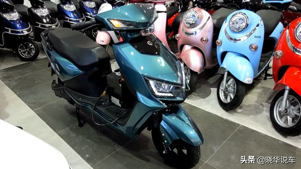 台铃新款72V电动车配6块32Ah天能电池，超大座桶，这价格贵吗？