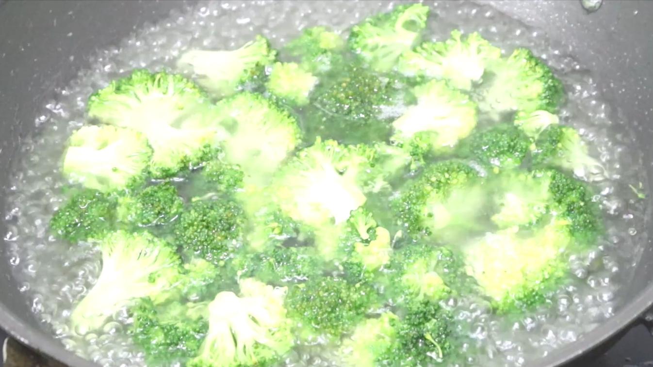 煲仔饭制作指南及技巧全解析,煲仔饭怎么做正宗