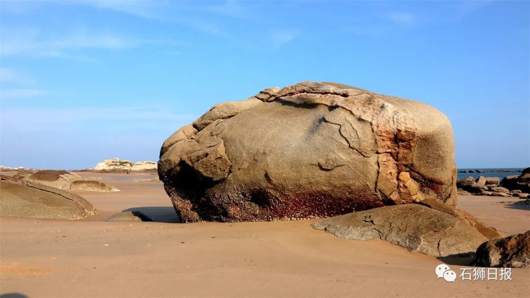一片美丽的沙滩,石狮最美海滩