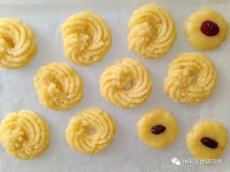 自己做的小饼干好吃吗,想吃自己亲手做的小饼干