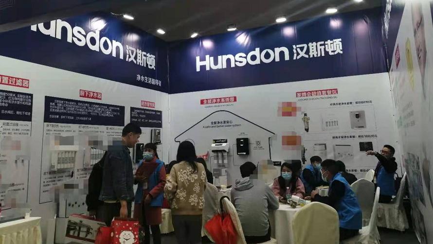 桶装水与净水器安全对比,桶装水和净水器哪个好知乎