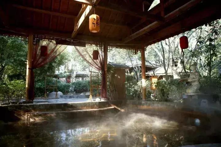 临潼温泉攻略,西安临潼泡温泉攻略