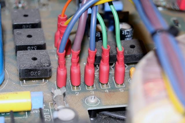 合并功放右声道不响,cav功放左右声道不响