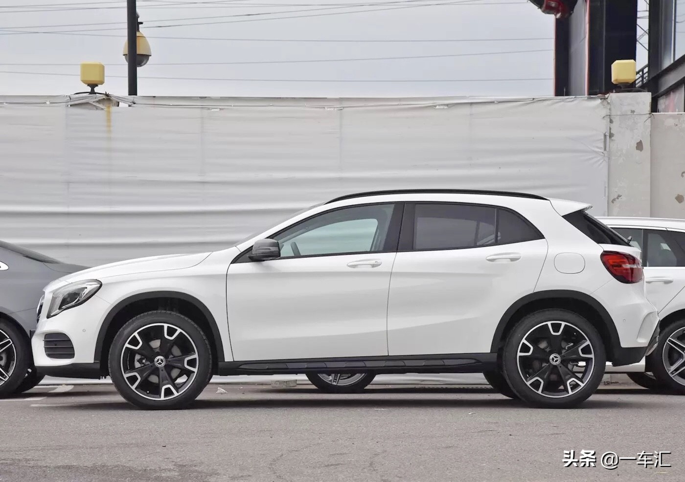 奔驰gla和宝马x2奥迪q2哪个好,奔驰gla200奥迪q3宝马x2