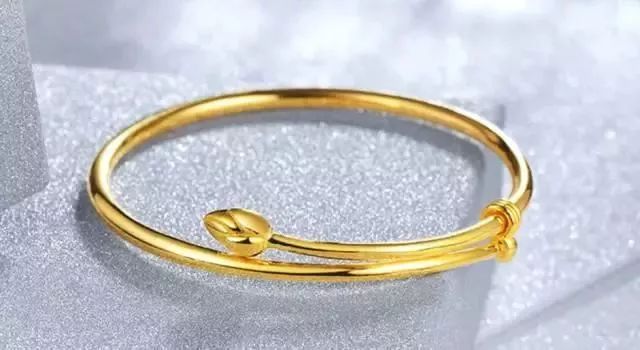 3d硬金跟18k金,18k和22k铂金颜色对比