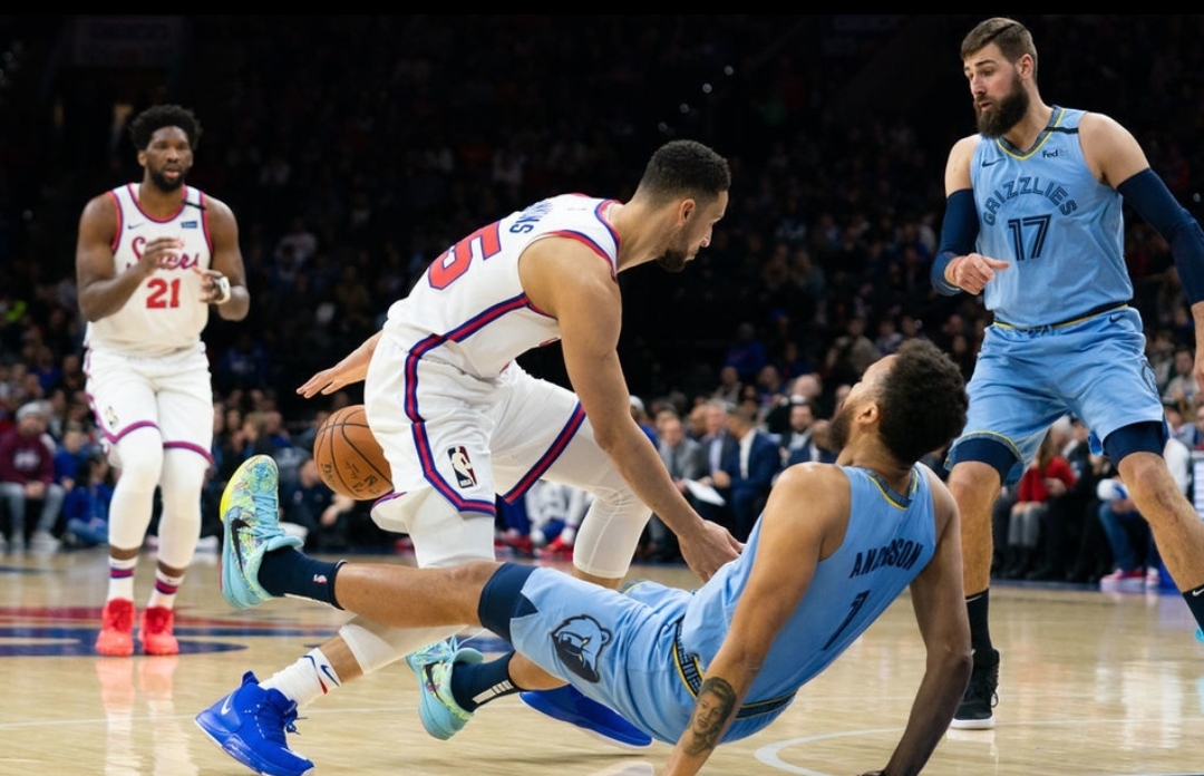 球鞋上脚集锦：假球！黑哨！利指导气到爆