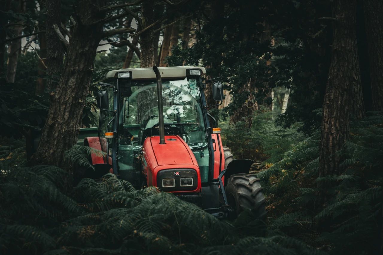 东方红sk504拖拉机挂挡不走,拖拉机挂挡不走什么原因