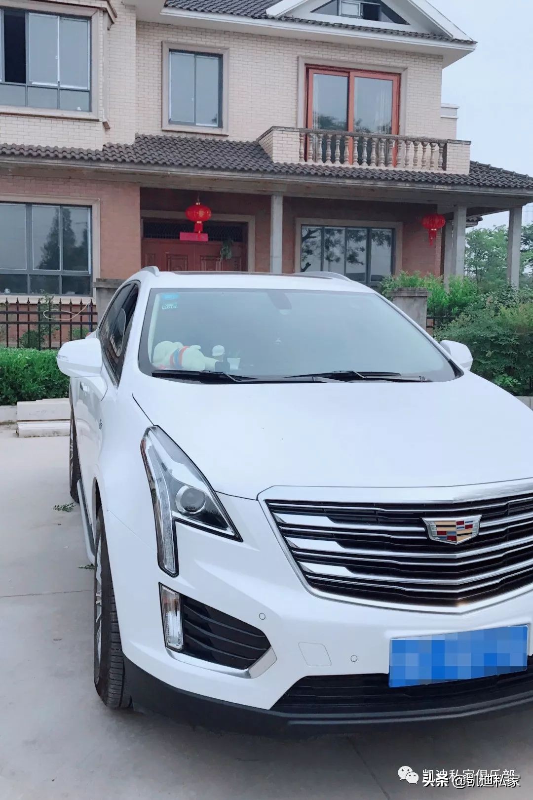 坐着奔驰长大的孩子,坐着儿子开的车倍感幸福