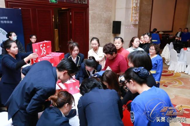 “圣情以待﹒诞愿维你”,把所有的美好送给你