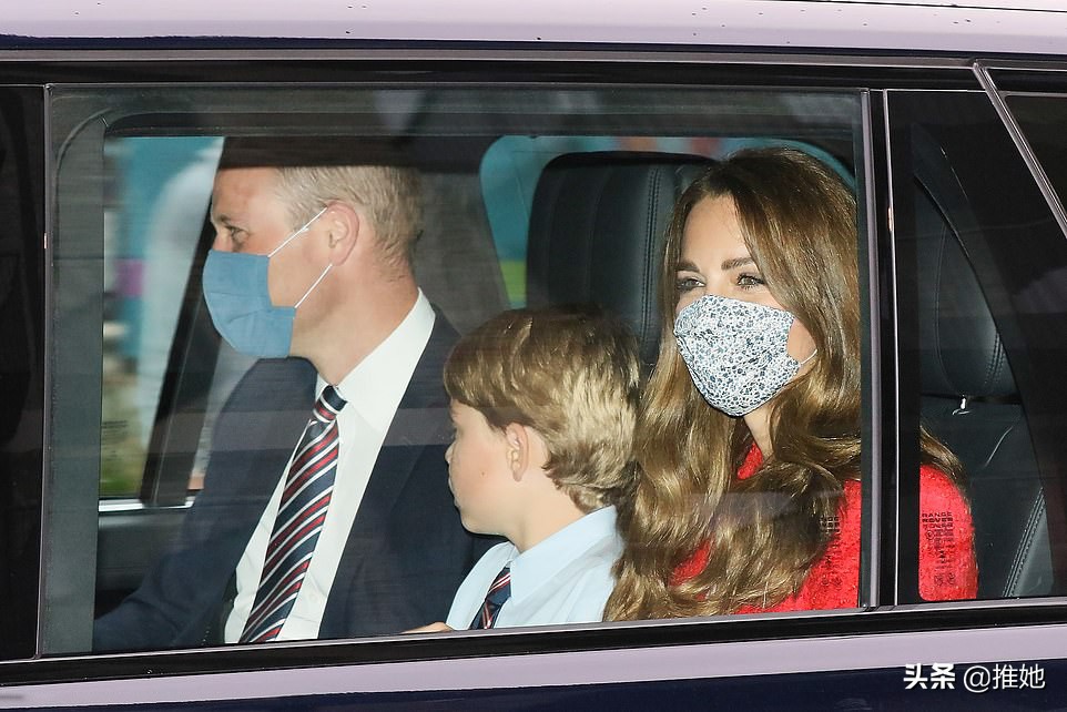 乔治王子英格兰队,皇家吉祥物