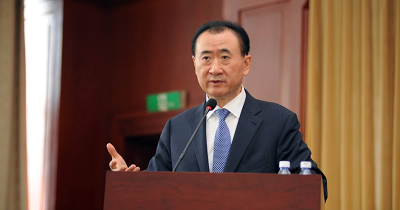 王健林从首富到首负的采访,万达王健林成功的经历简介