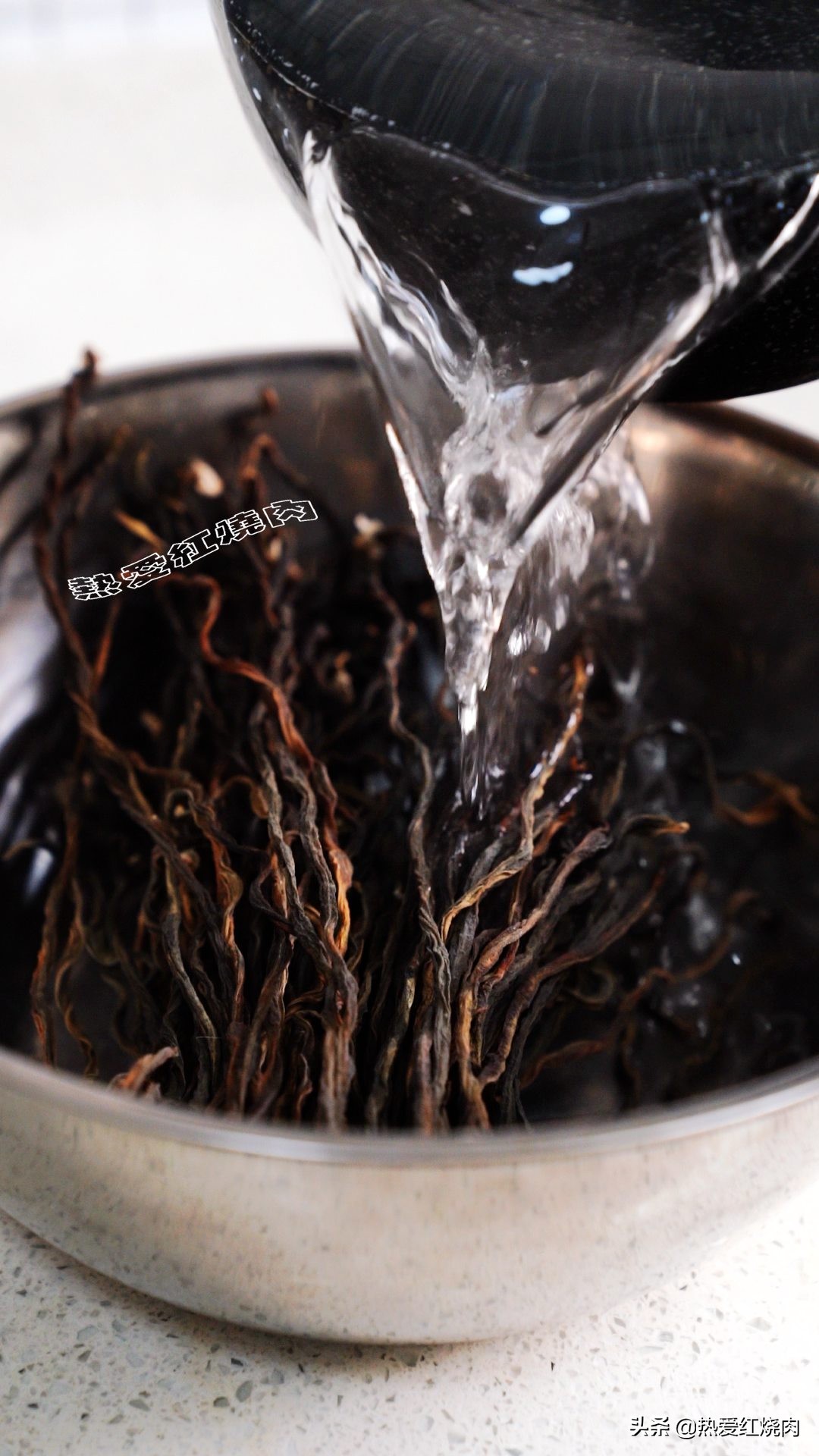 排骨上糖色后变苦的问题怎么解,糖色熬得不好有补救的方法吗