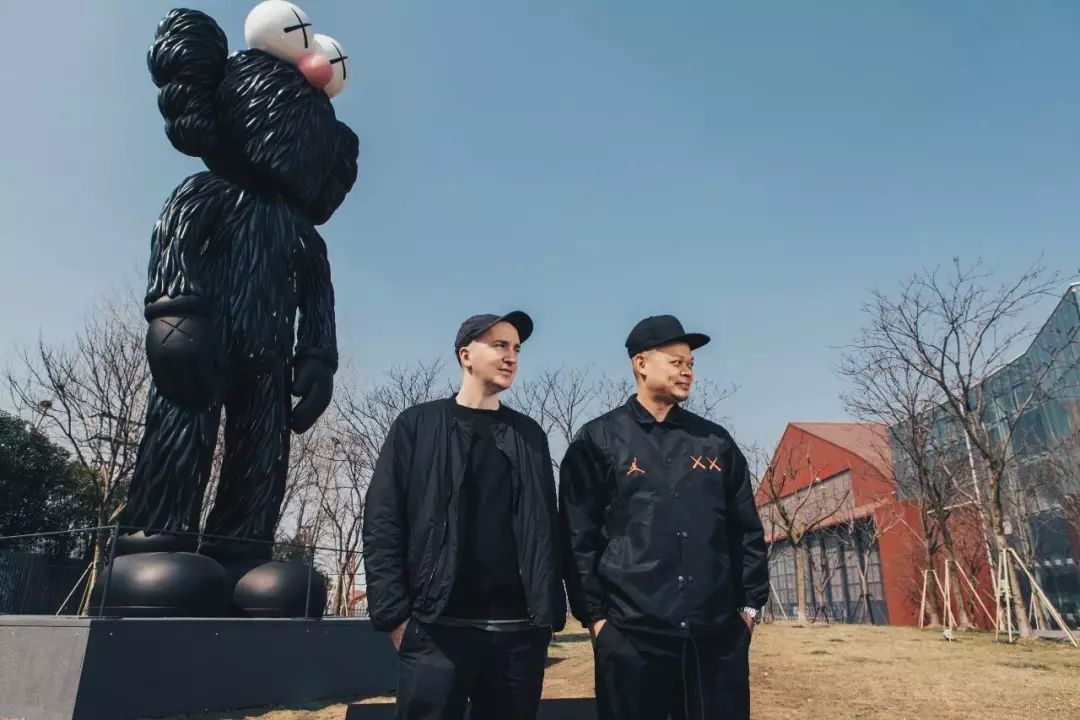 开售仅2分钟就被一抢而空！一件印花短袖居然可以12小时涨价6倍？