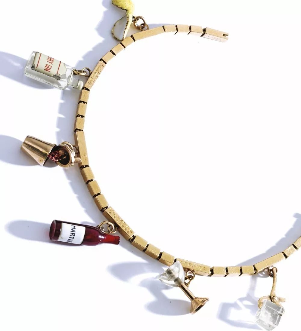 18K金高脚杯，钻石耳机，精湛珠宝艺术品，水晶奔马鹦鹉最神气