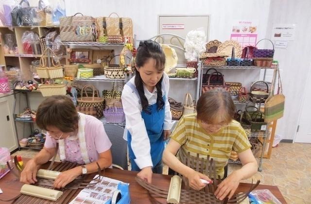 50岁日本主妇,用4500元创业,成为了令人羡慕的“美女总栽