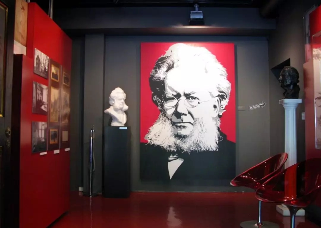 易卜生故事梗概,易卜生现实主义戏剧