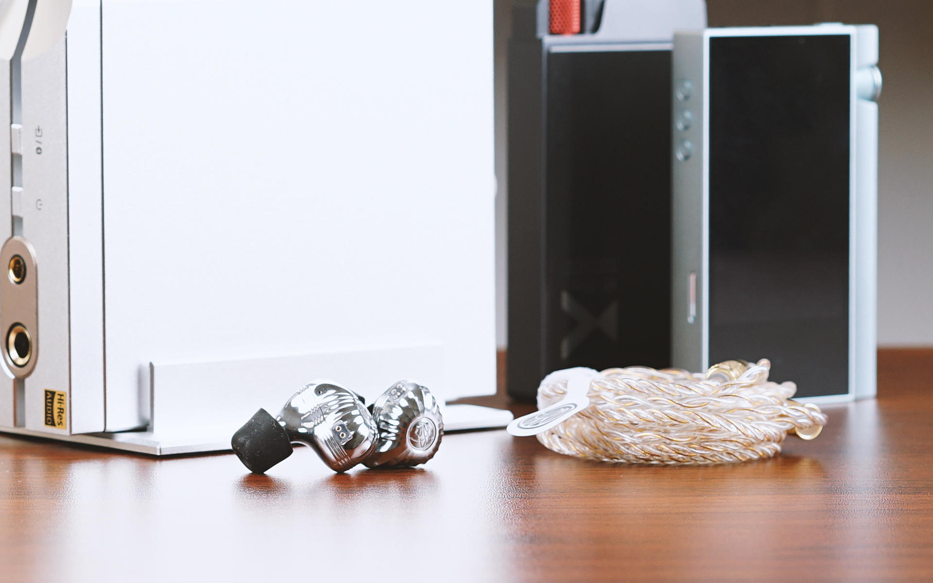 为发烧而生！TFZKINGRS耳机，超乎想象的听音享受