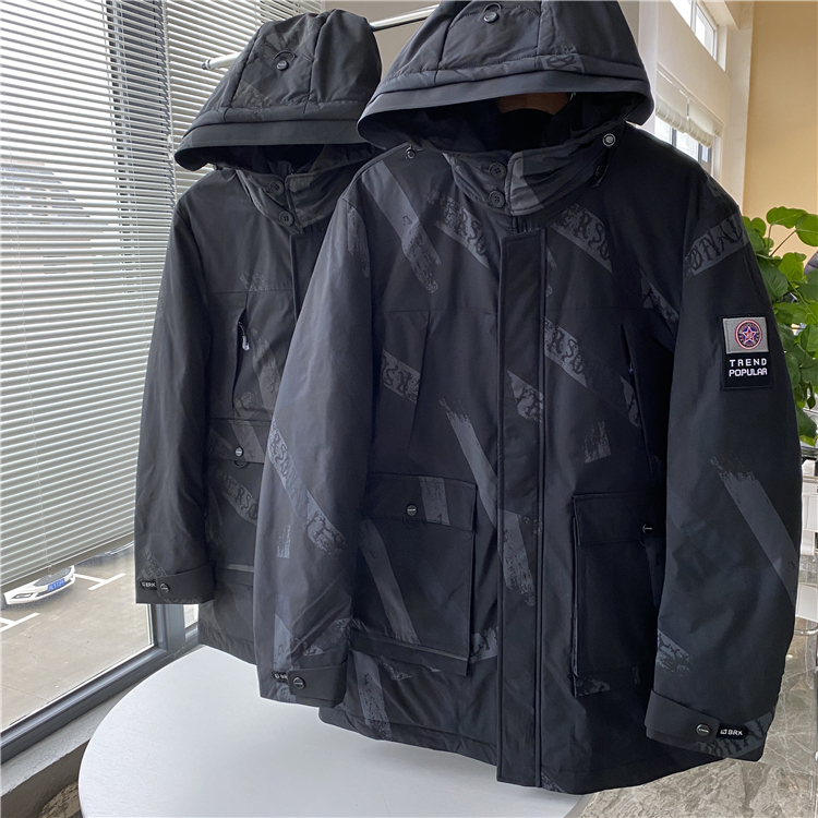 怎么买到大牌剪标尾货,品牌剪标正品尾货去哪里进货