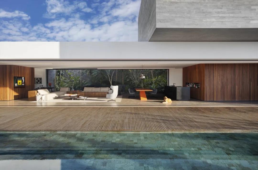 巴西最高端奢石,巴西简单英文介绍