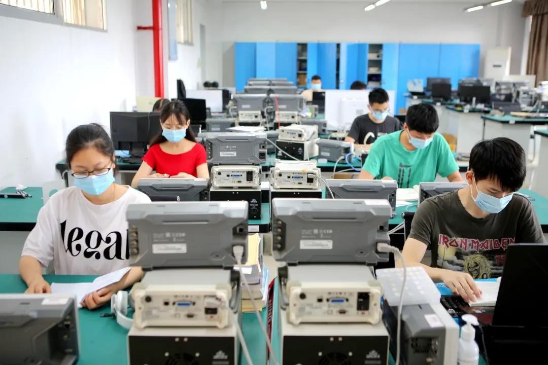 高考之后应该做什么工作好,高考之后应该做什么工作