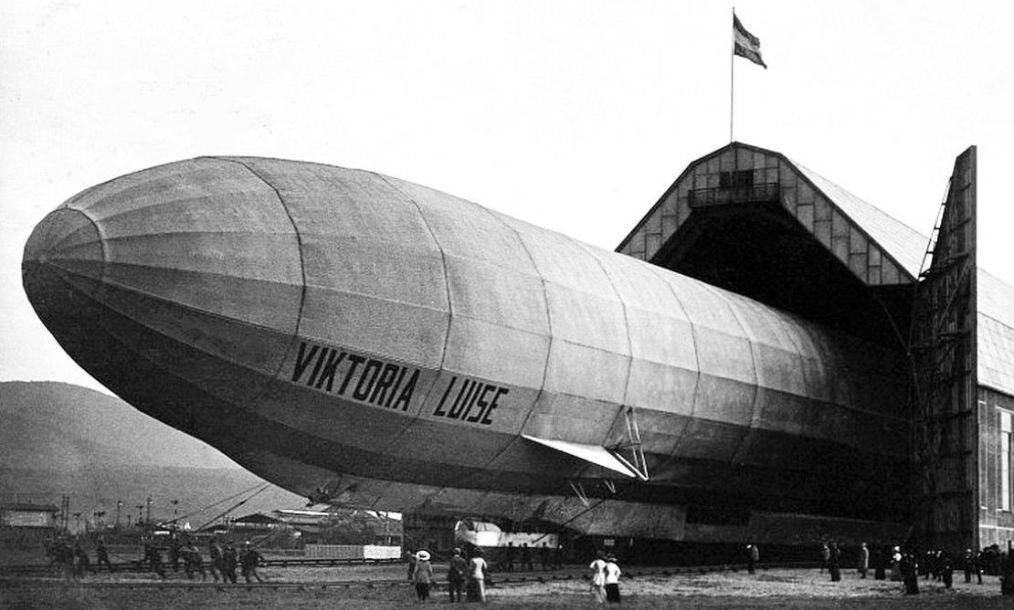 空中航母百臂巨人,空中巨型航母