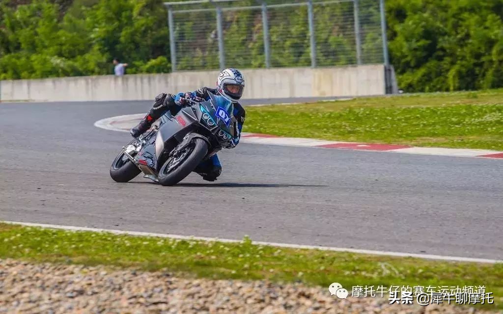 国产摩托力帆发动机,国产4缸摩托发动机