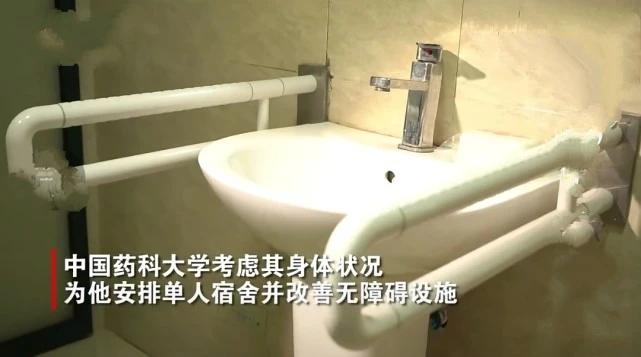 19岁脑瘫男孩高考超本科108分,脑瘫超一本分数