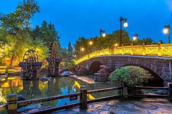 跨越千年遇见你在线阅读,跨越千年只为遇见你穿越片段