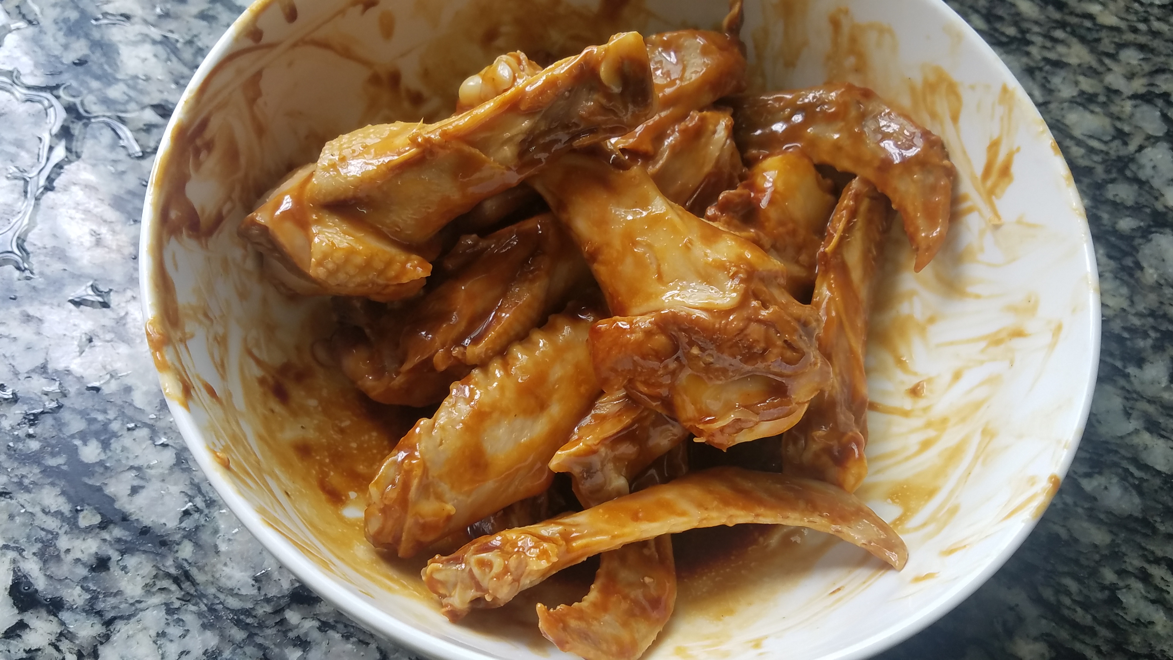 鸭翅中怎么做软烂入味,怎么把鸭翅鸭脚软烂入味