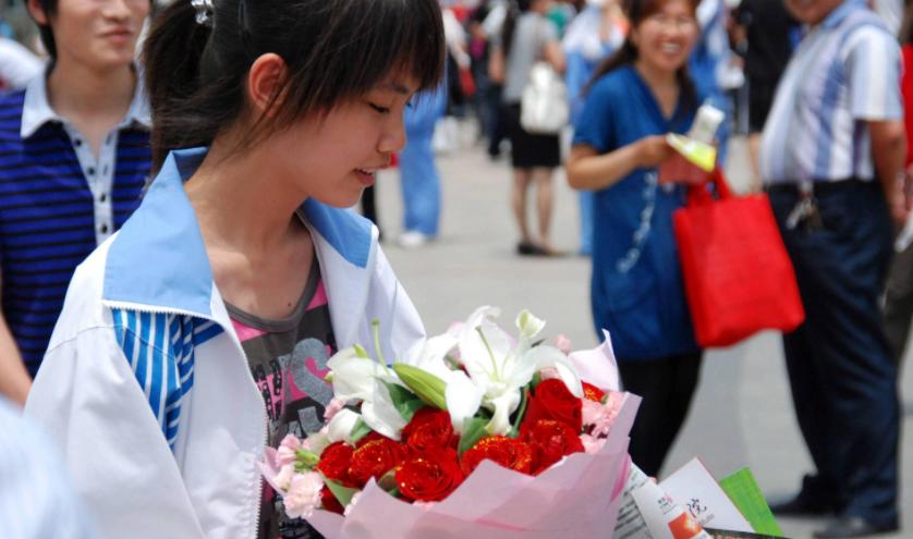 山东考生为什么滑档严重,山东省今年有多少考生滑档